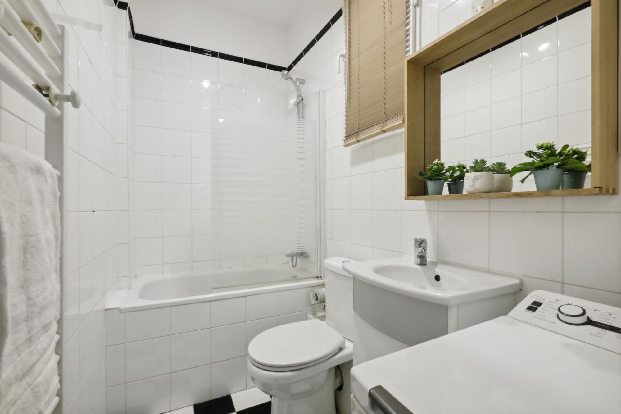 Le Marais & Place Des Vosges - Cityapartmentstay Париж Екстериор снимка